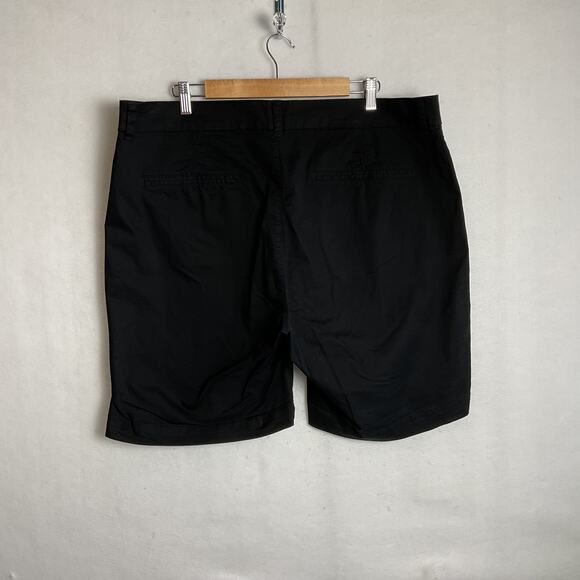 Old Navy Womens Every Day Short Mid Rise Lot of 2 Black and Grey Size 18 - Picture 8 of 16